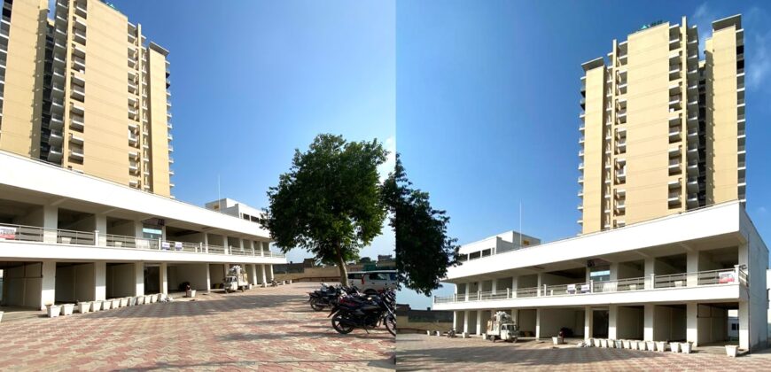 Global Plaza